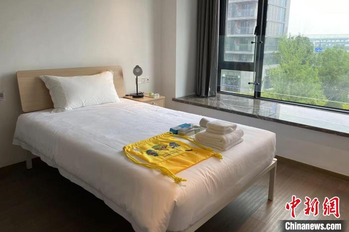 杭州亚运村运动员村房间内。　钱晨菲 摄