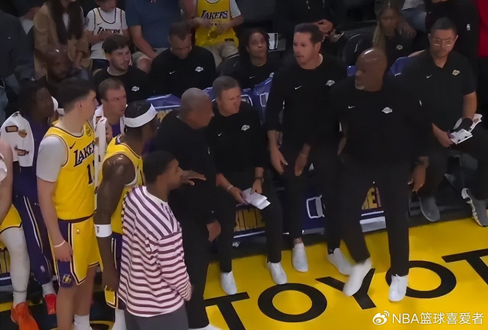 湖人内讧热火矛盾激化 雄鹿更衣室危机升级 字母