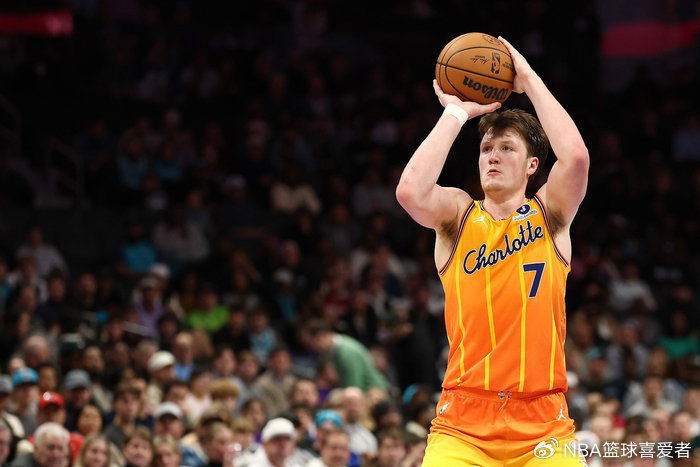 湖人内讧热火矛盾激化 雄鹿更衣室危机升级 字母