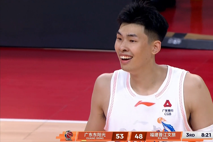 广东主场迎战福建遭遇惨败 皮特森邹阳联手轰出